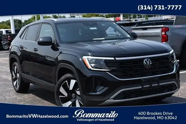 2024 Volkswagen Atlas Cross Sport 2.0T SE w/Tech 4MOTION's photo