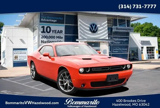 2023 Dodge Challenger SXT Auto's photo