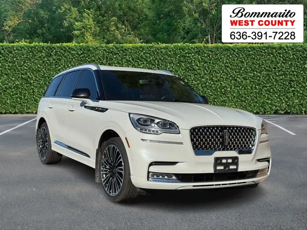 2024 Lincoln Aviator Black Label AWD's photo