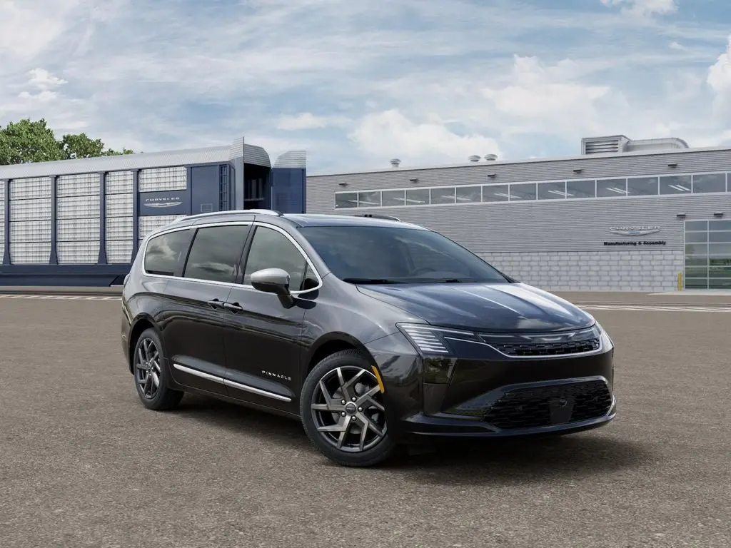 2027 Chrysler Pacifica Pinnacle photo 5