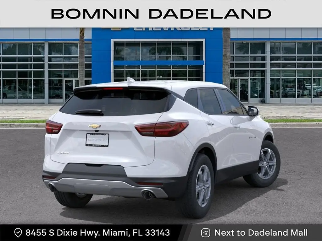 2026 Chevrolet Blazer 2.0T 2LT FWD photo 5