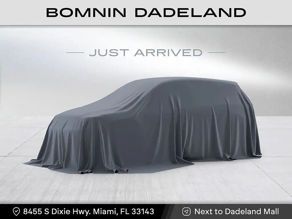 2023 GMC Sierra 2WD Crew Cab Short Box Elevation's photo