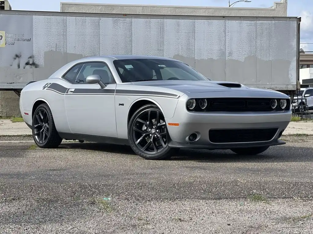 2023 Dodge Challenger R/T's photo