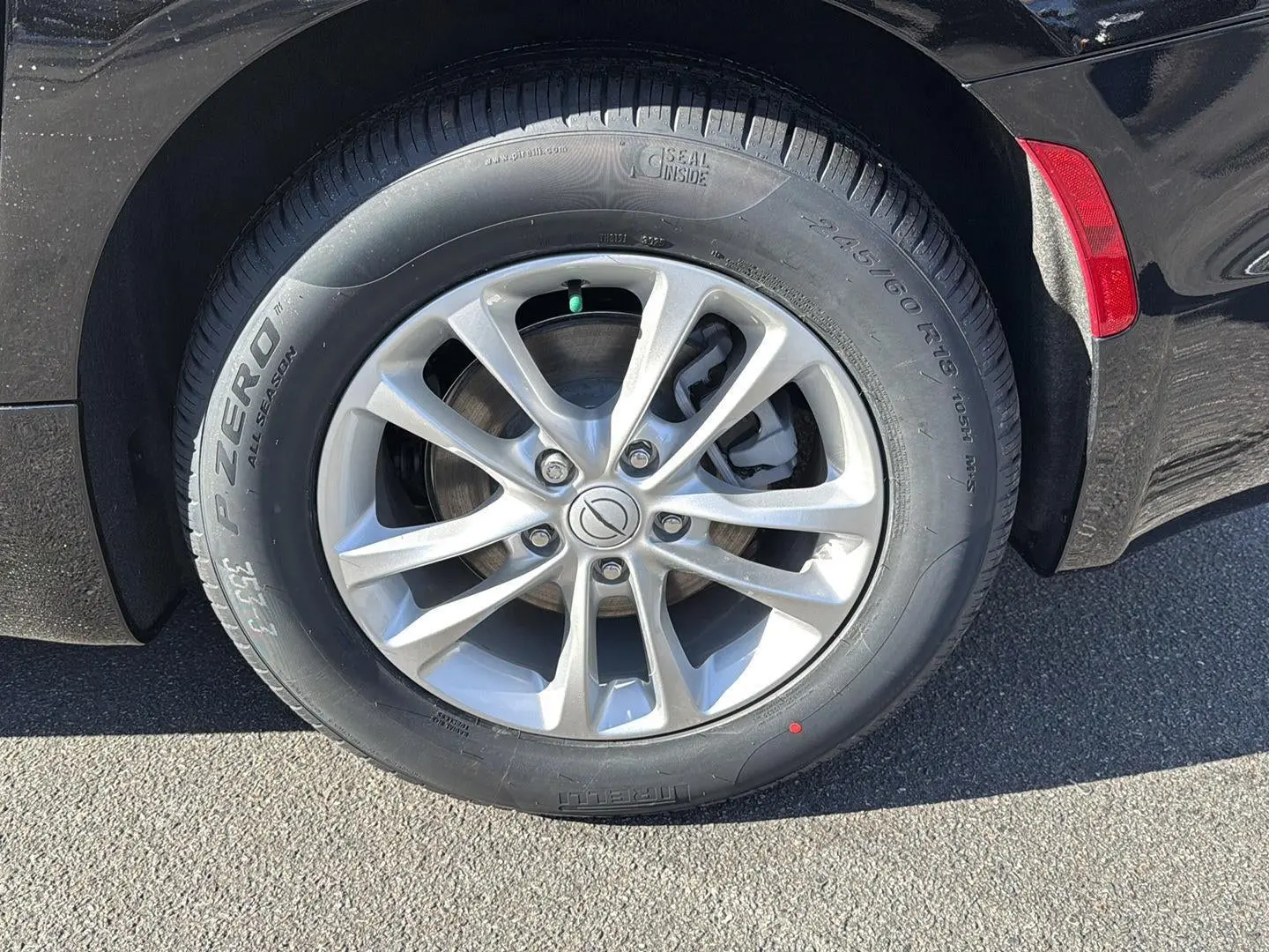 2026 Chrysler Pacifica Select photo 4