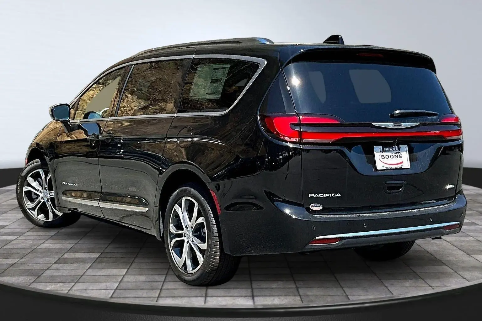2026 Chrysler Pacifica Pinnacle AWD photo 3