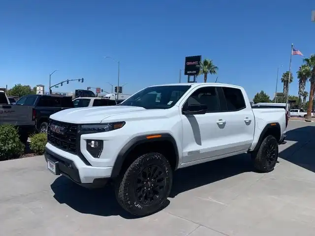 2026 GMC Canyon Elevation 2WD Crew Cab Short Box's photo