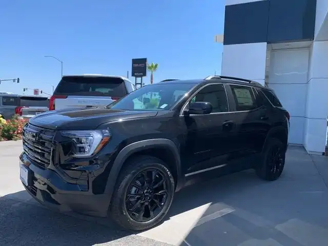 2026 GMC Terrain Elevation FWD's photo