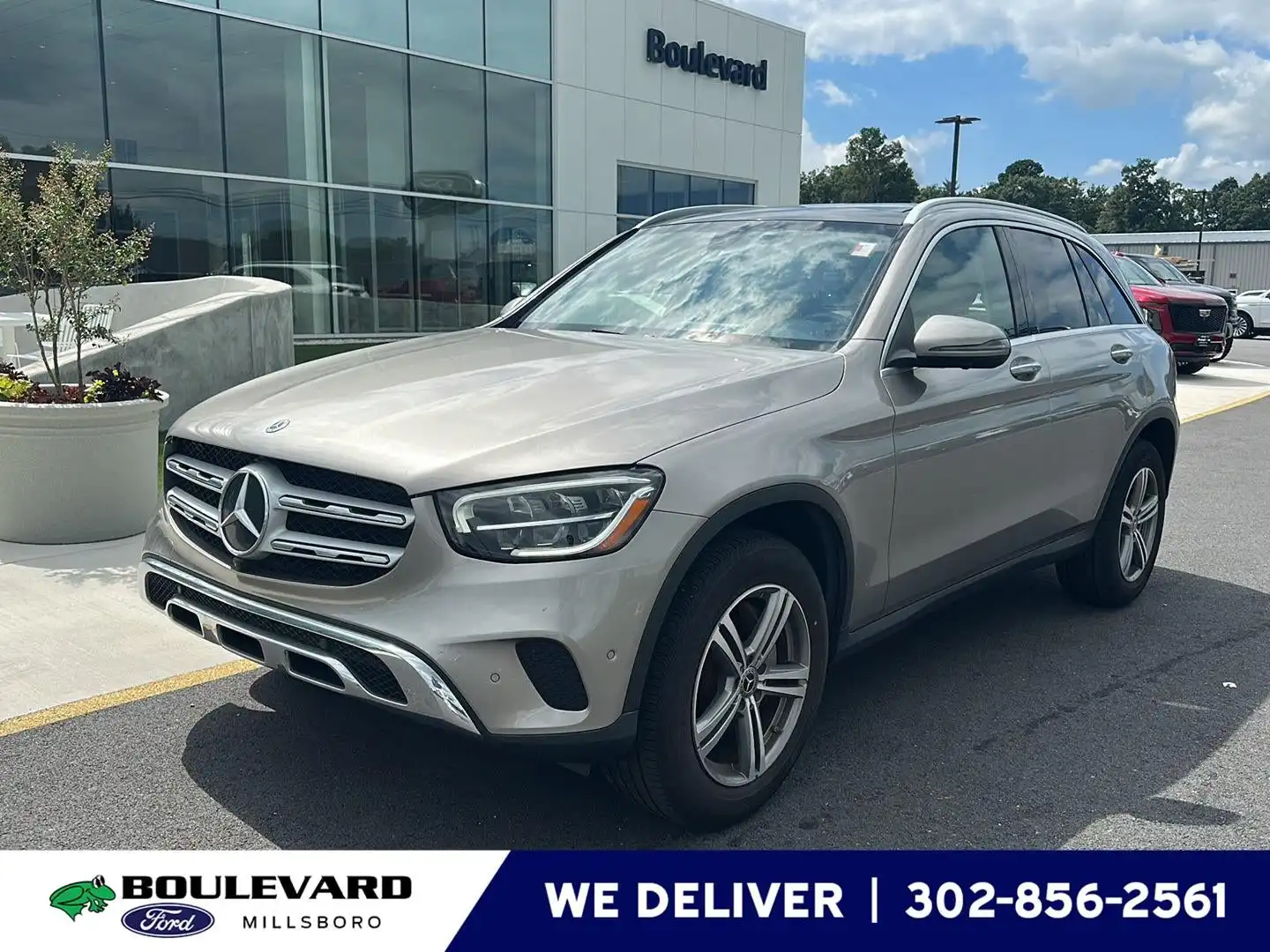 2021 Mercedes-Benz GLC GLC300 4MATIC's photo