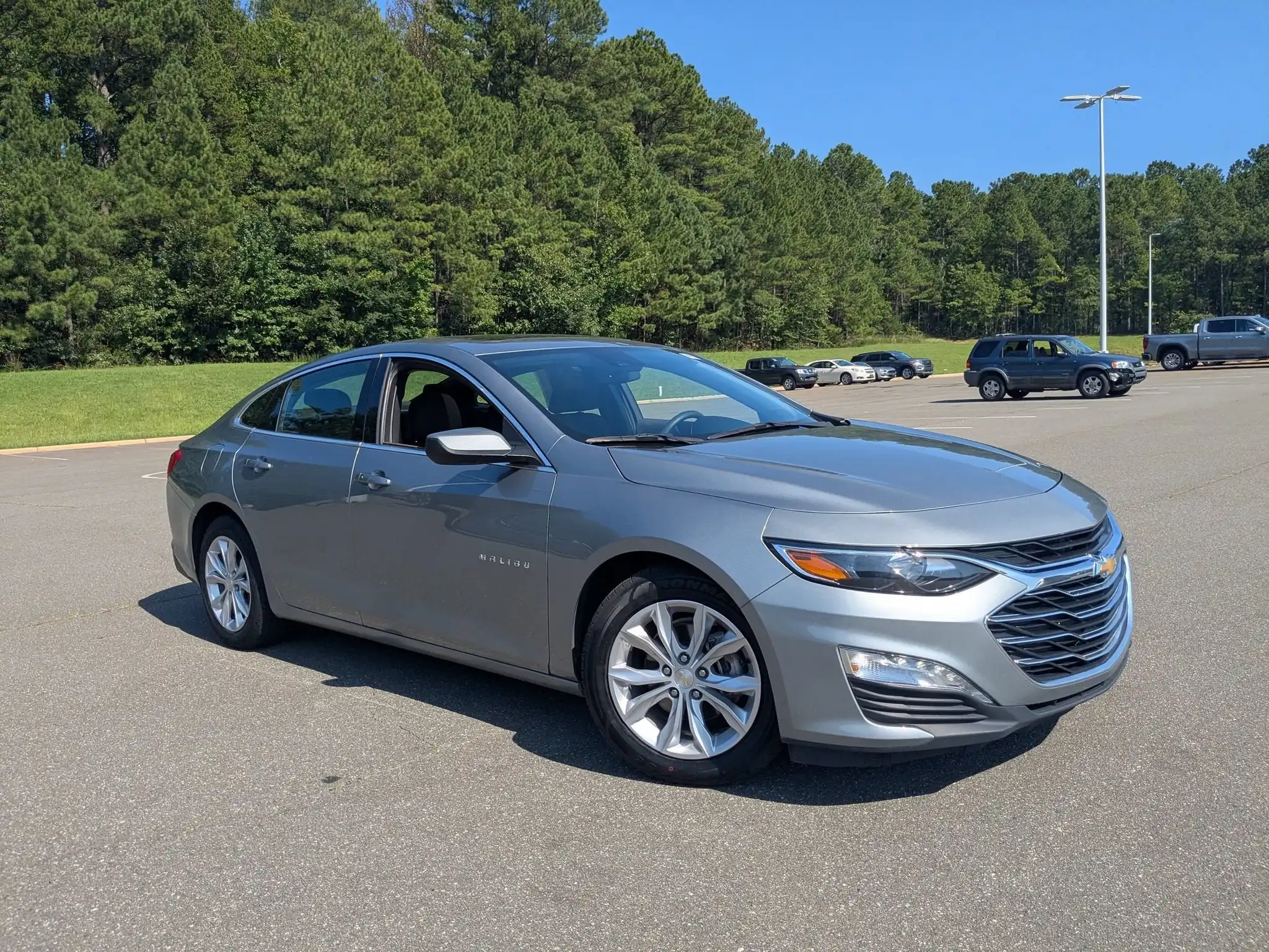 2024 Chevrolet Malibu 1LT's photo