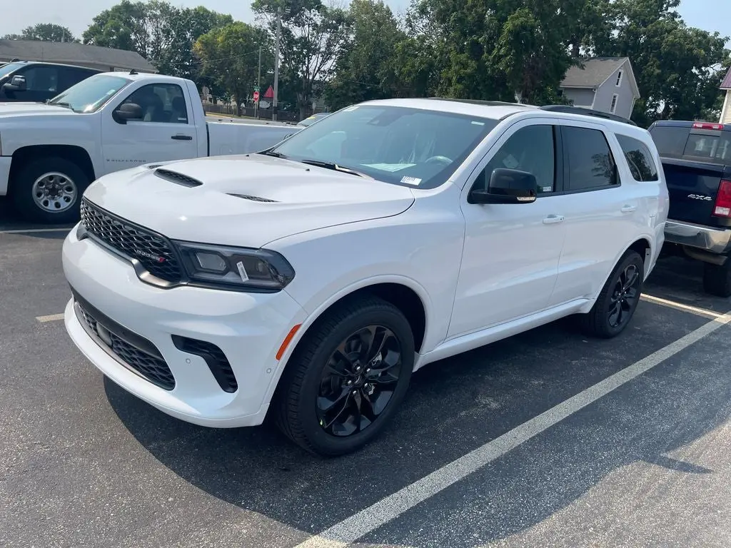 2026 Dodge Durango GT Plus AWD photo 3