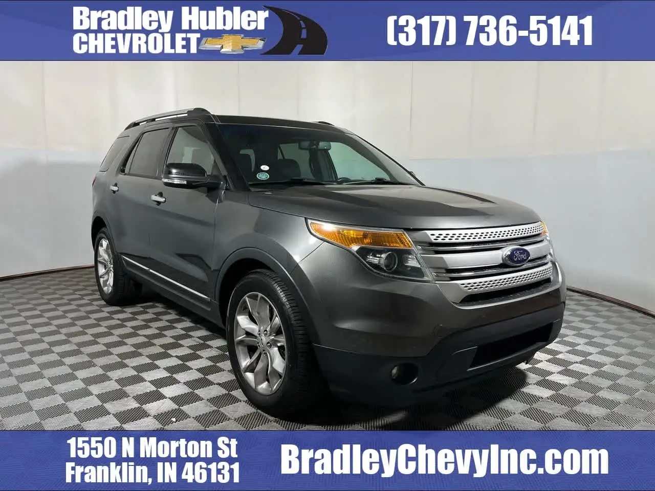 2015 Ford Explorer XLT 4x4 photo 1