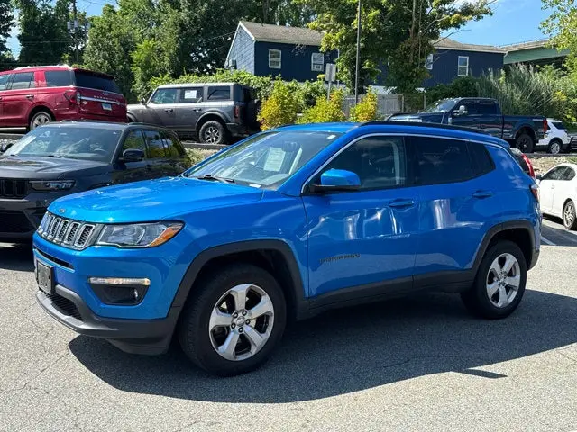 2019 Jeep Compass Latitude 4WD photo 3