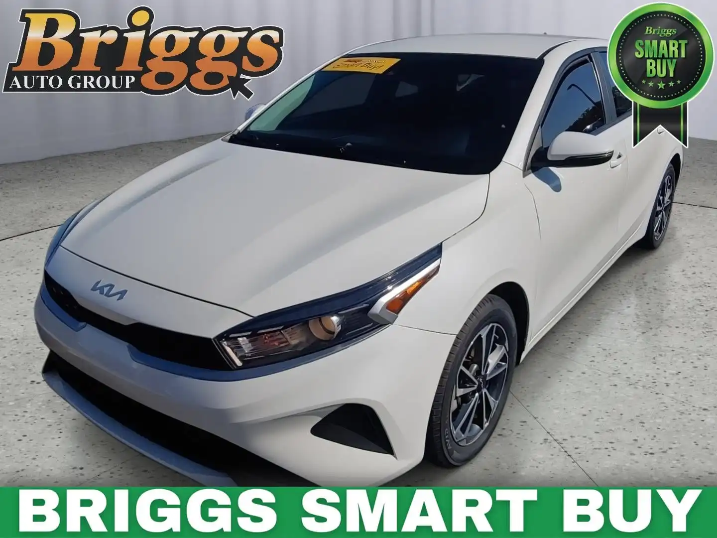 2022 Kia Forte LXS Auto's photo