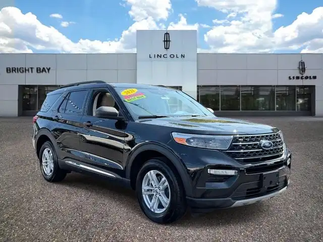 2021 Ford Explorer XLT 4WD's photo