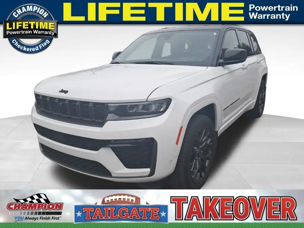 2026 Jeep Grand Cherokee Summit 4WD's photo