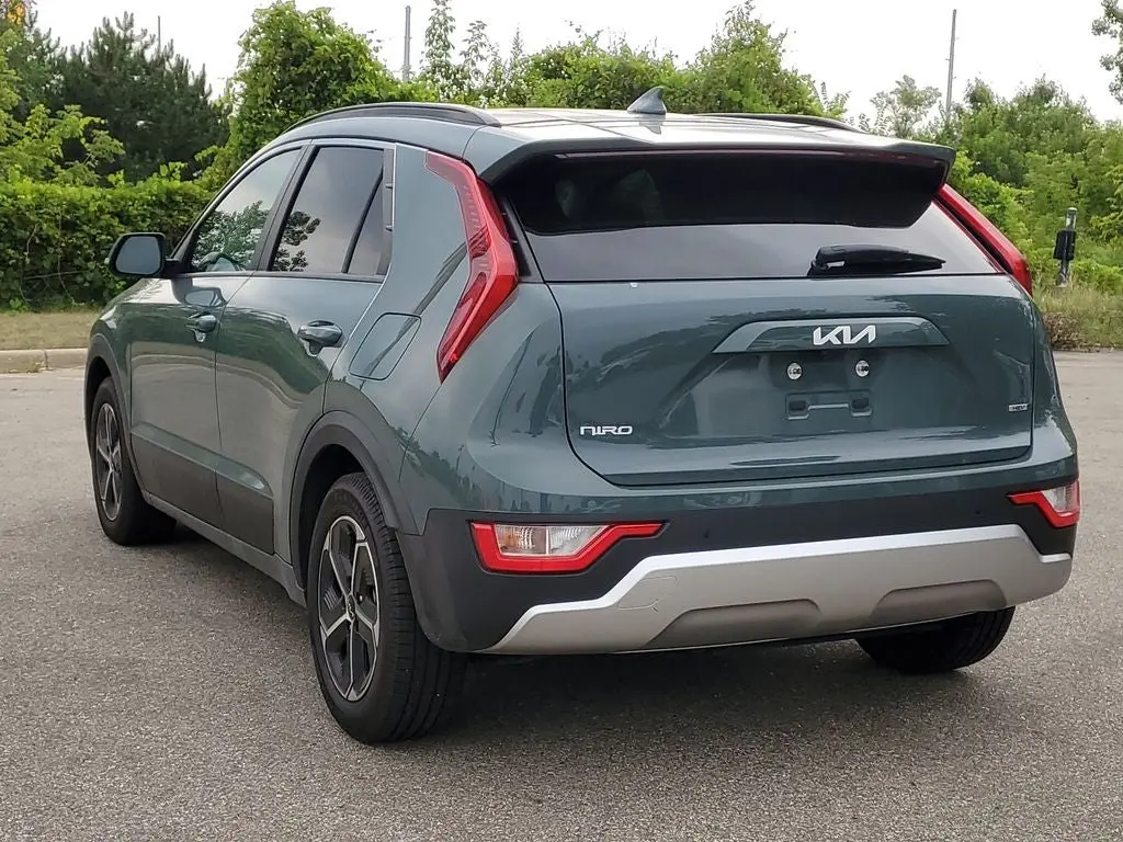 2023 Kia Niro EX HEV photo 3