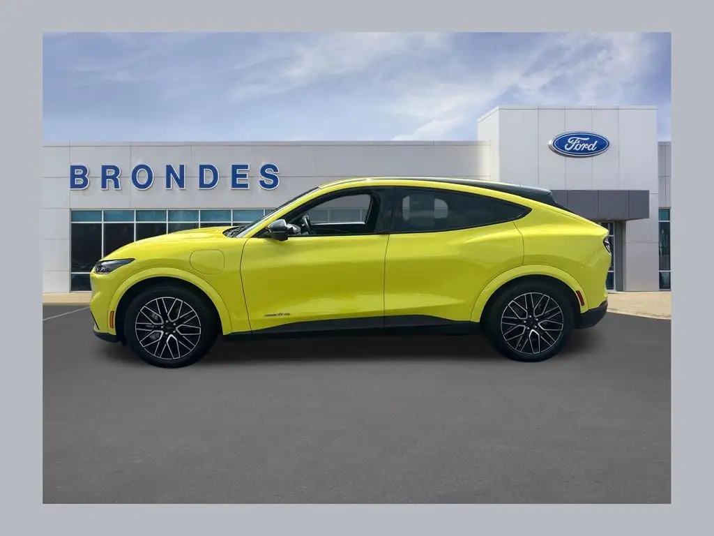 2025 Ford Mustang-Mach-e Premium photo 1