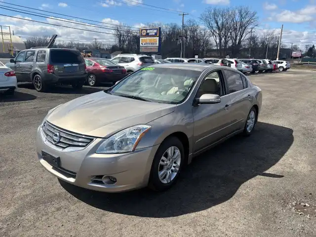 2011 Nissan Altima 2.5 CVT's photo