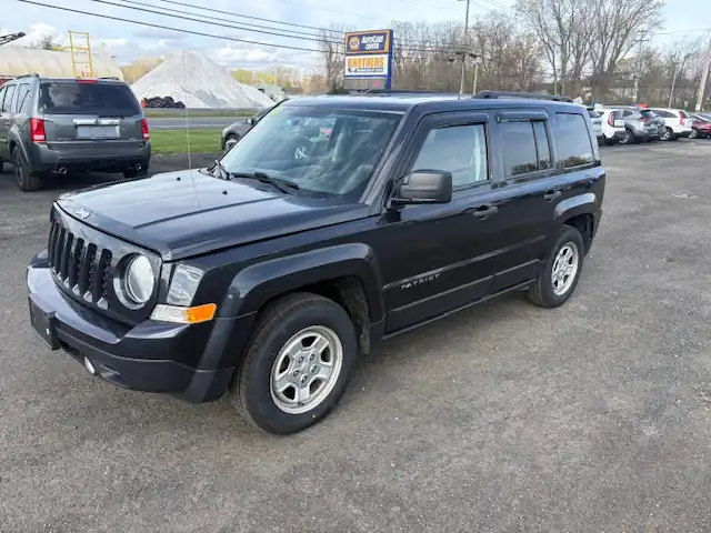 2015 Jeep Patriot Sport's photo