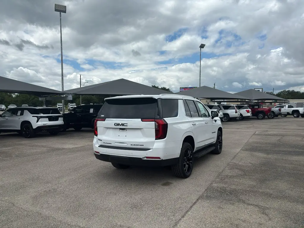 2026 GMC Yukon 4WD Elevation photo 5