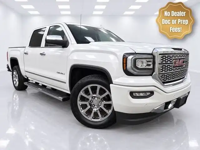 2017 GMC Sierra 4WD Crew Cab Short Box's photo