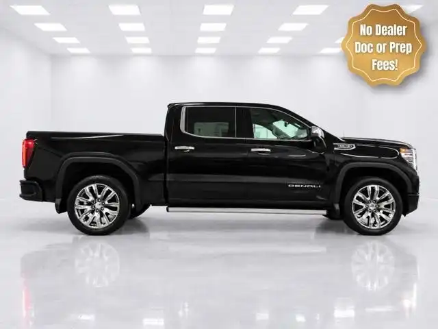 2023 GMC Sierra Denali 4WD Crew Cab Short Box's photo