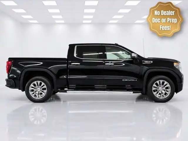2023 GMC Sierra Denali 4WD Crew Cab Short Box's photo