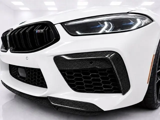 2020 BMW M8 Competition photo 4