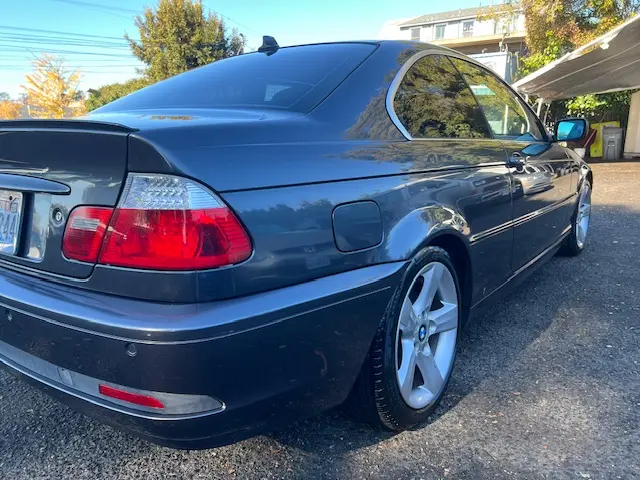 2006 BMW 3 Series 325Ci photo 4