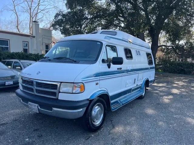 1995 Dodge Ram Van undefined photo 1