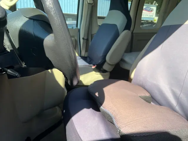 2012 Ford E-Series E-350 XL Super Duty photo 5