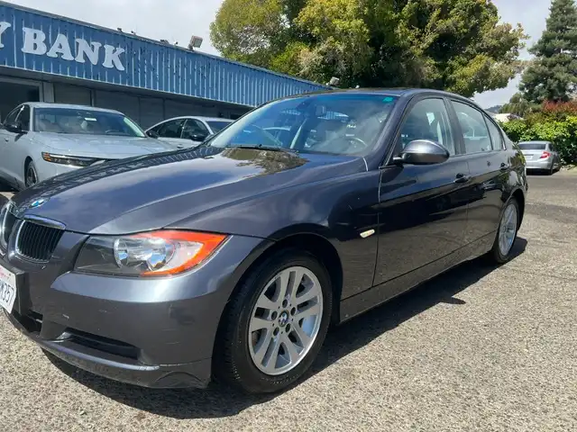 2006 BMW 3 Series 325i's photo