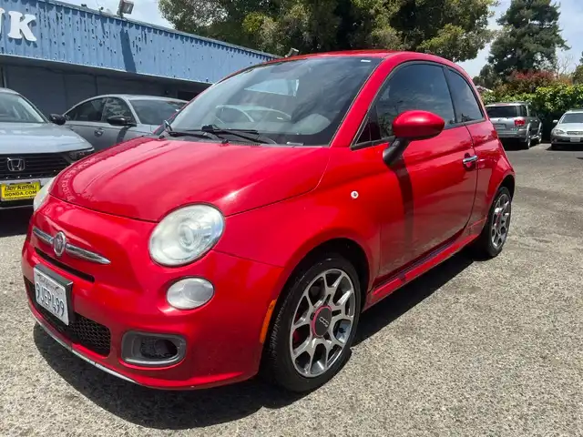 2015 FIAT 500 Sport's photo