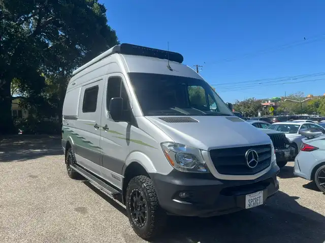 2018 Mercedes-Benz Sprinter 2500 144 WB High Roof 4x4's photo