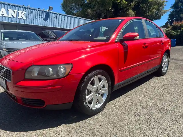 2006 Volvo S40 2.4i's photo