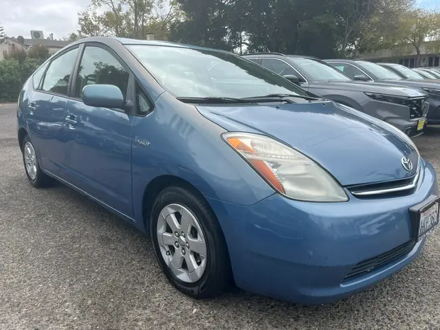2009 Toyota Prius Hatchback 4D photo 5