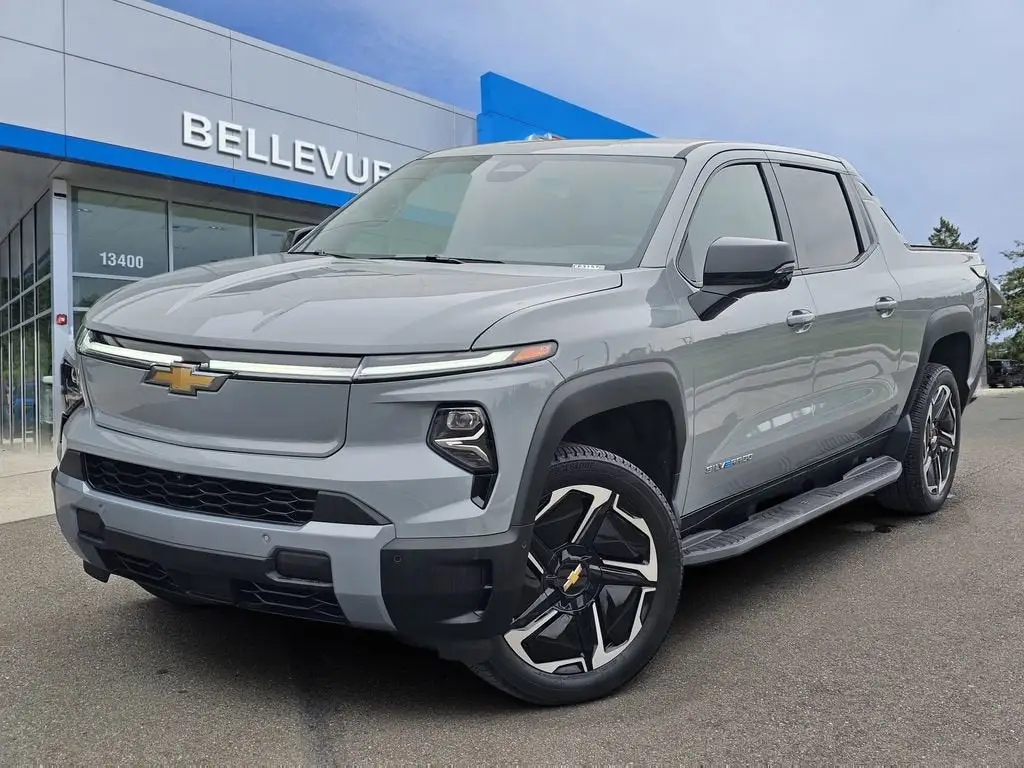 2026 Chevrolet Silverado EV LT Max Range photo 1