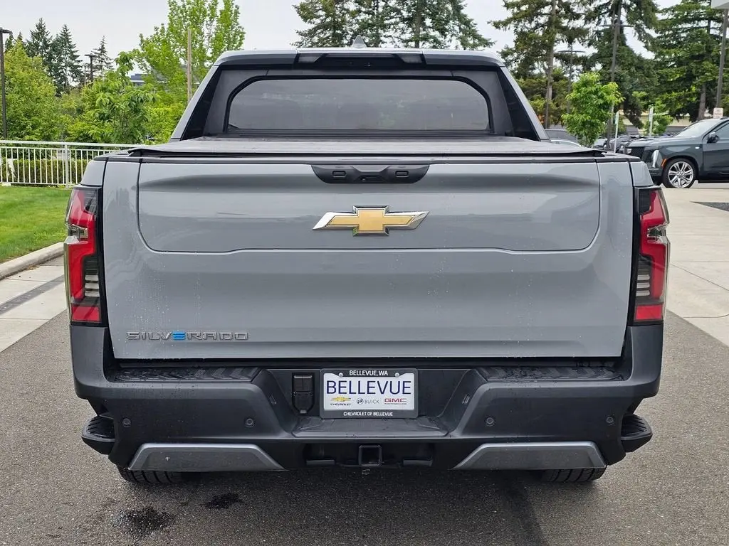 2026 Chevrolet Silverado EV LT Max Range photo 4
