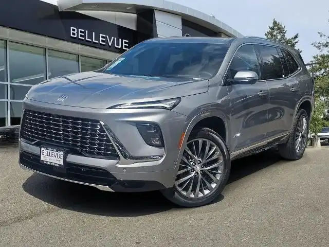2026 Buick Enclave Avenir AWD's photo