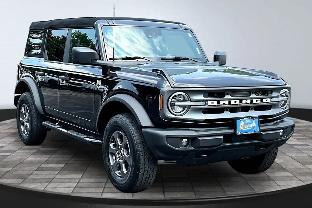 2023 Ford Bronco Big Bend Mid (222A) 4x4's photo