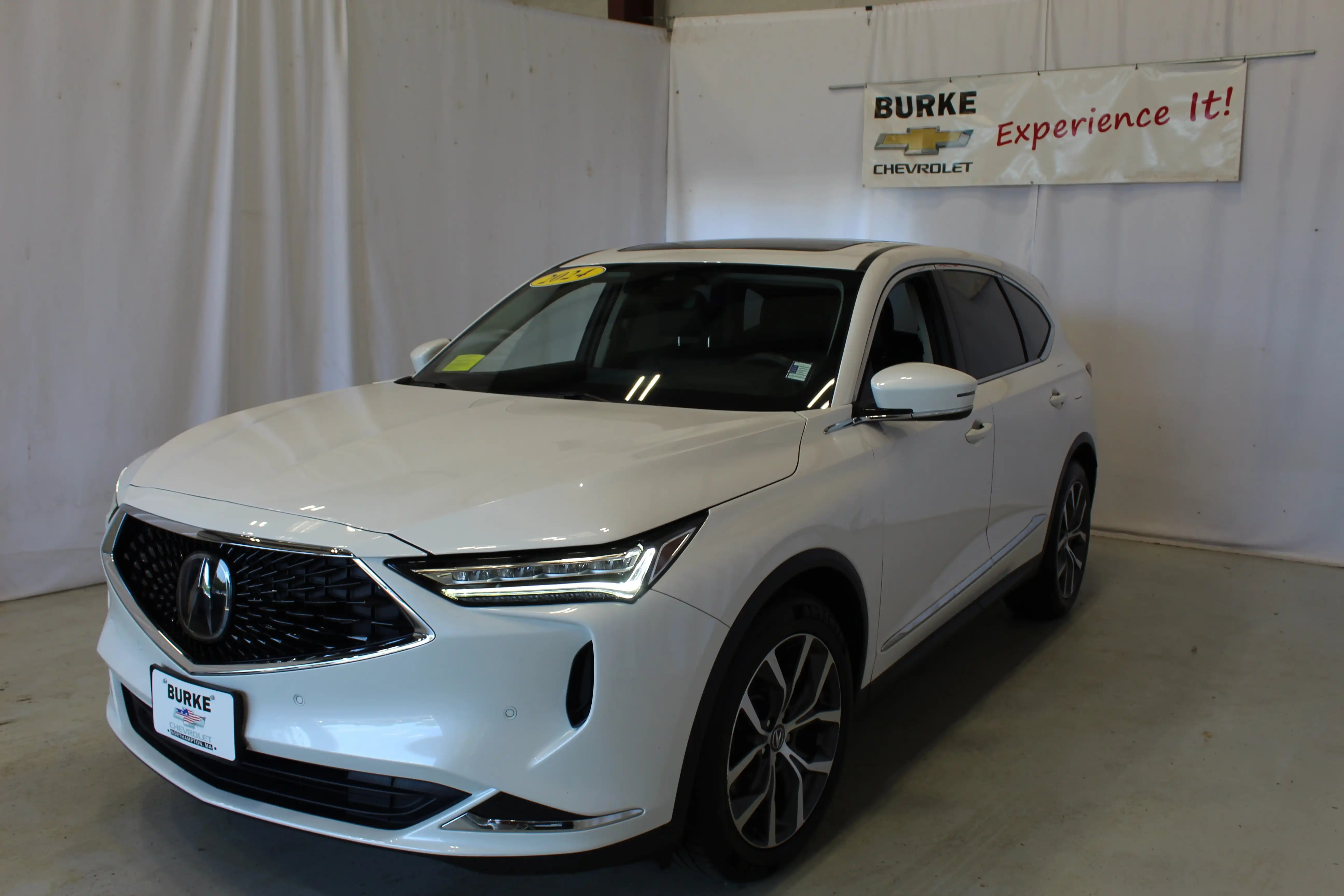 2024 Acura MDX SH-AWD w/Technology Package's photo