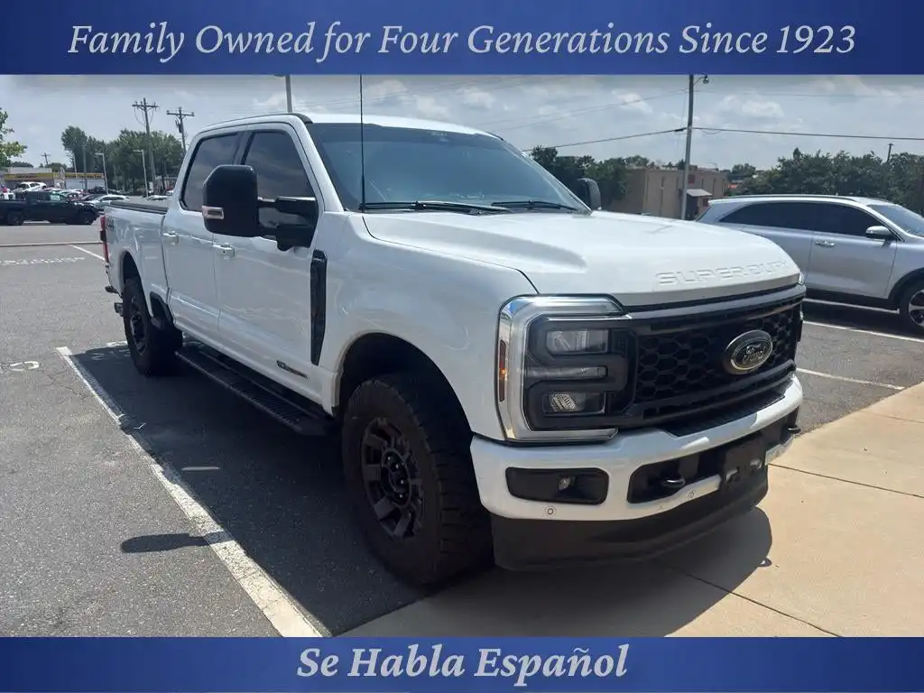 2024 Ford F-250 Lariat 4x4 Crew Cab 6-3/4' Box's photo