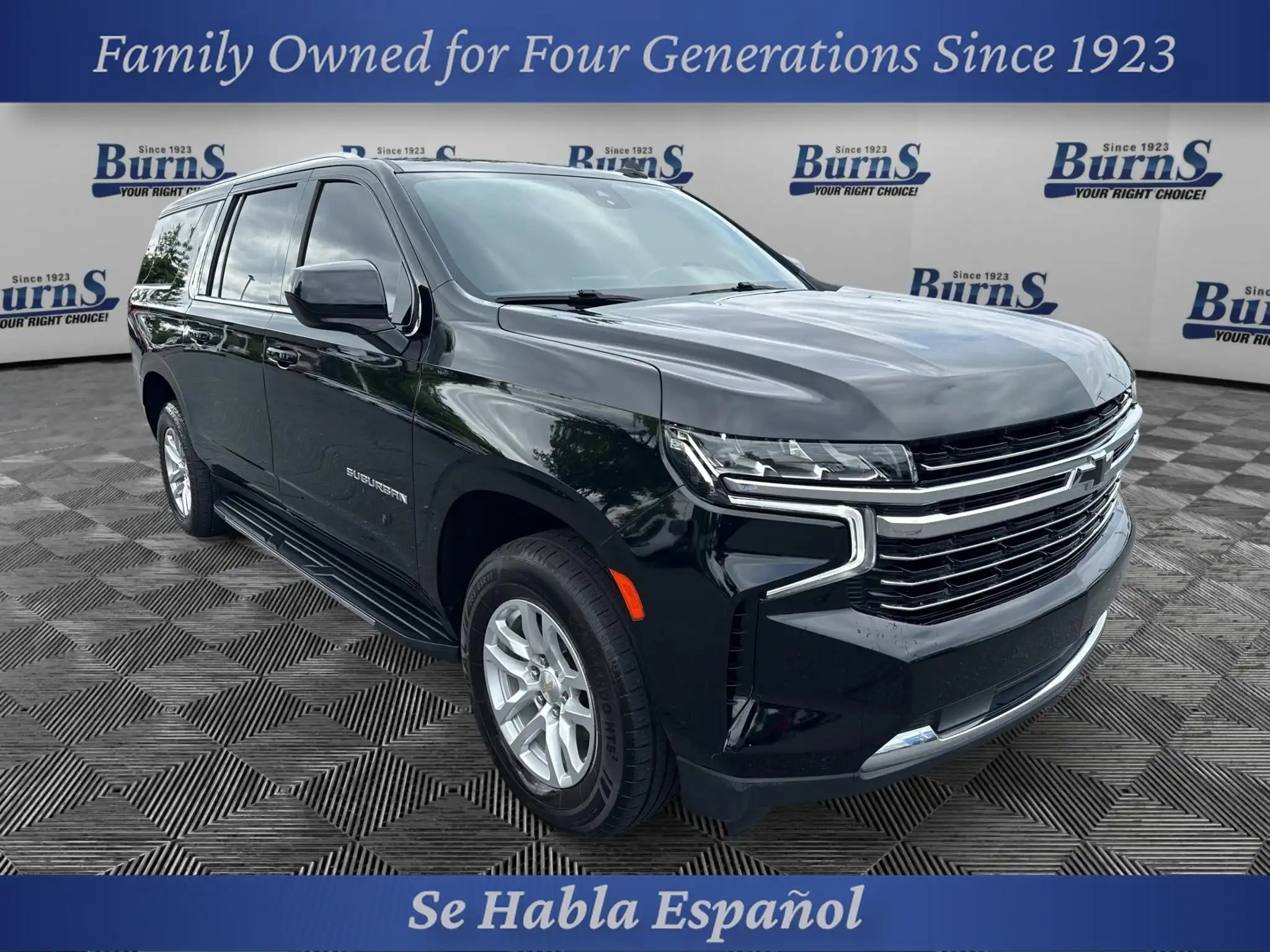 2023 Chevrolet Suburban LT 2WD 1500's photo