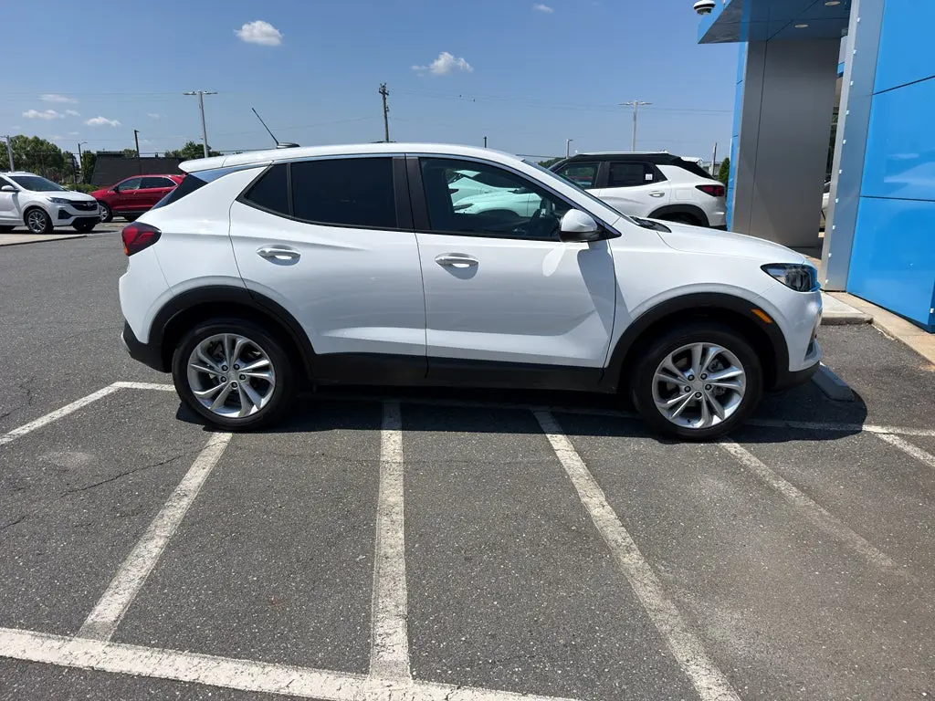 2023 Buick Encore GX Preferred AWD photo 5