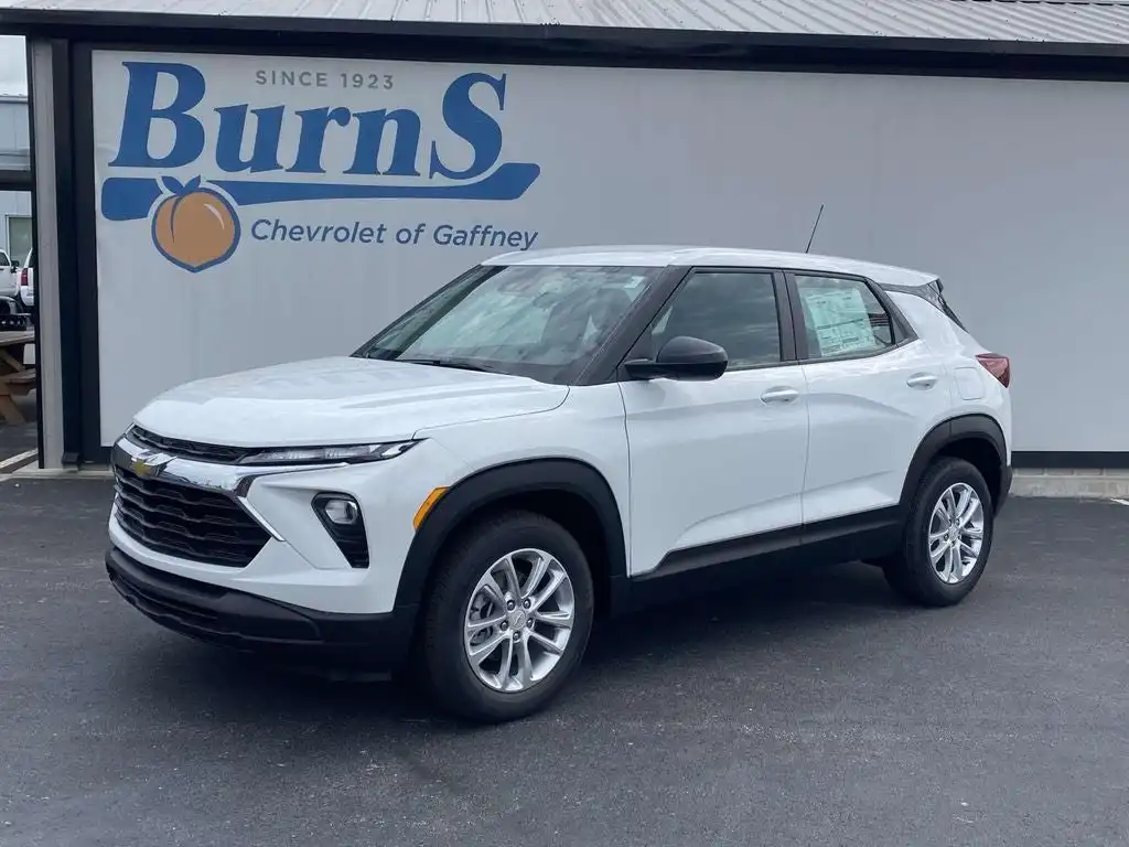 2026 Chevrolet Trailblazer LS's photo