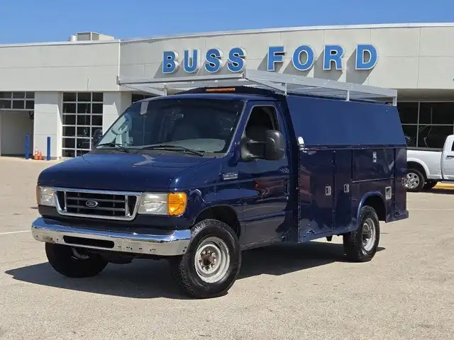 2007 Ford E-Series's photo