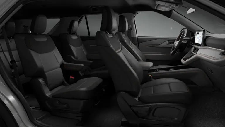 2027 Ford Explorer Active 4WD 100A photo 5