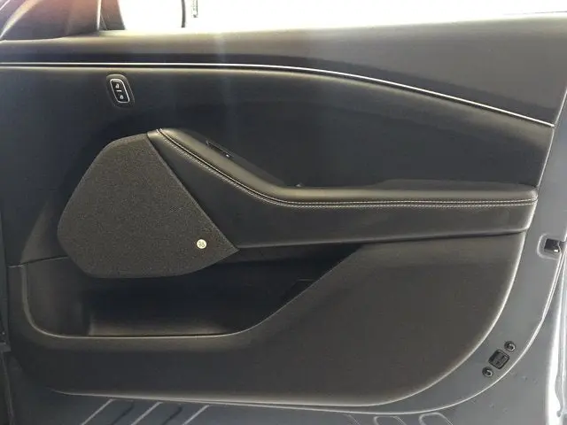 2023 Ford Mustang-Mach-e Premium photo 5