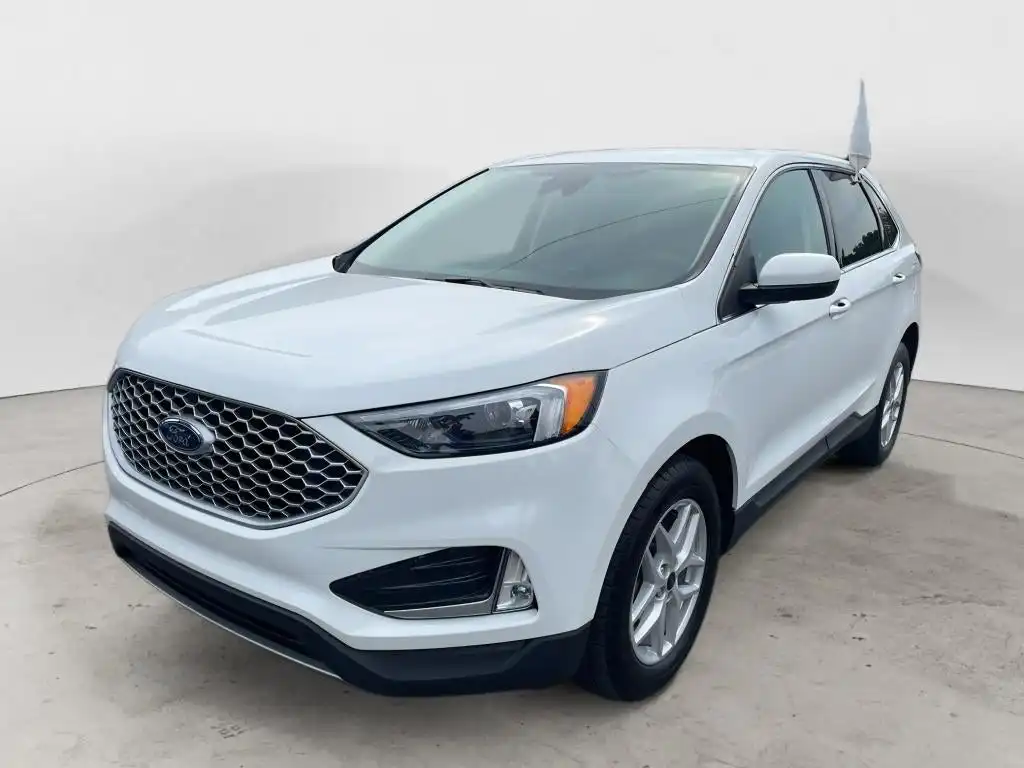 2024 Ford Edge SEL AWD's photo