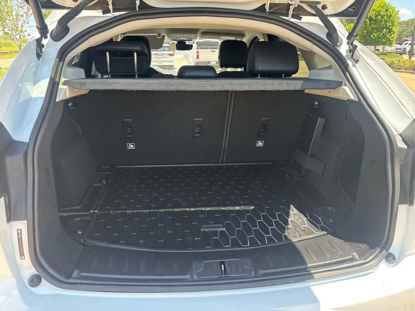 2018 Jaguar E-PACE P250 S AWD photo 5